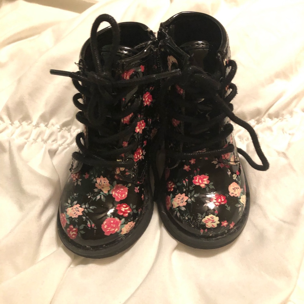 Toddler boots
